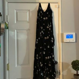 Floral black and white sun dress with pockets